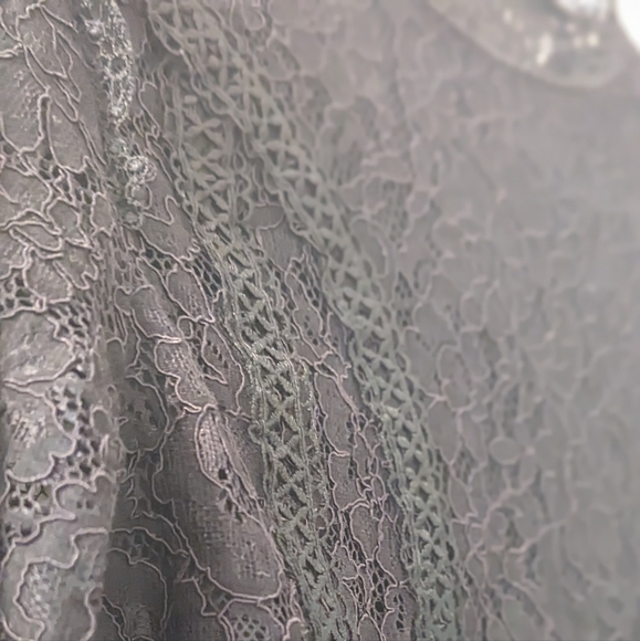 ZARA Lace Blouse - Picture 3 of 6